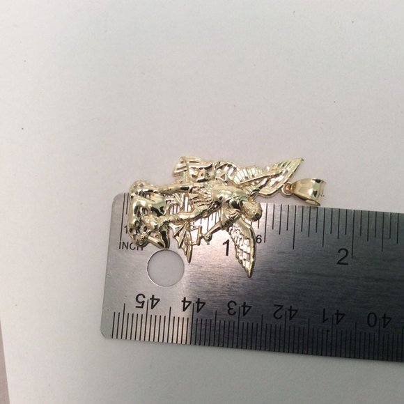 10k Real Gold Saint Michael Archangel Devil Pendant 3gr - Picture 7 of 7